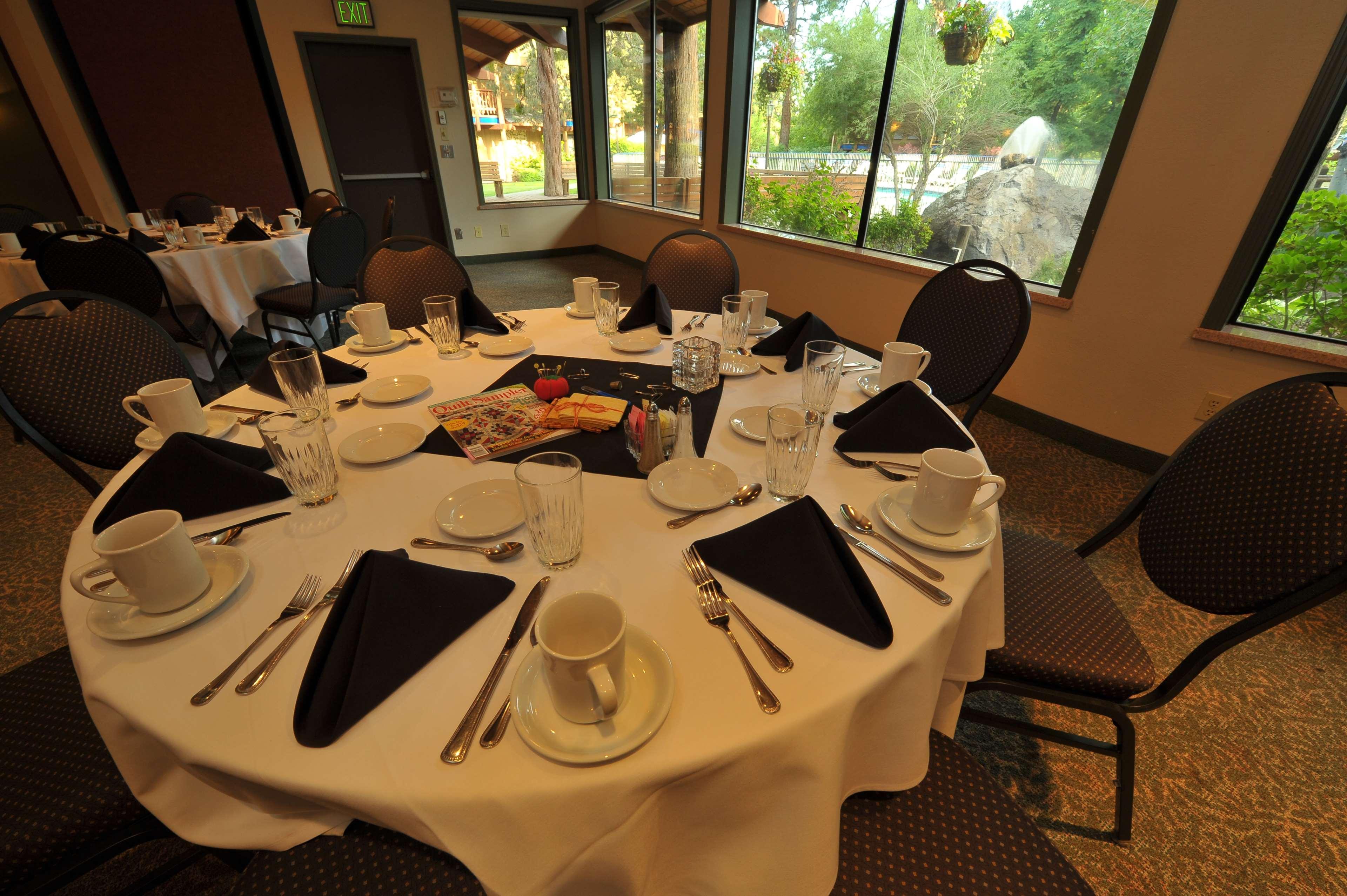 Shilo Inn Suites Hotel - Bend Restaurant photo